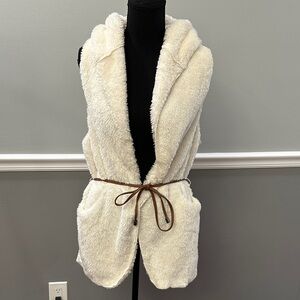 Love Tree Black and White Garment